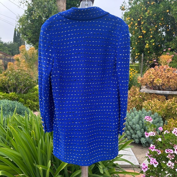 St. John collection Blue Tweed zipper Jacket coat w/ gold buttons sz 6 - Picture 2 of 6